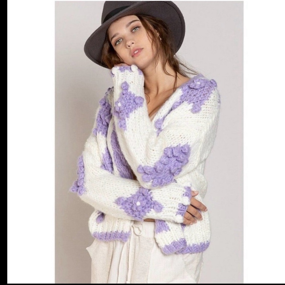 LUXE By POL Clothing Ivory Lavender Acrylic Cardigan with Pom Pom Floral Accent - Picture 1 of 4